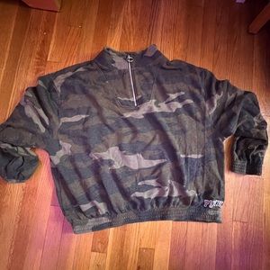 Army sweatshirt